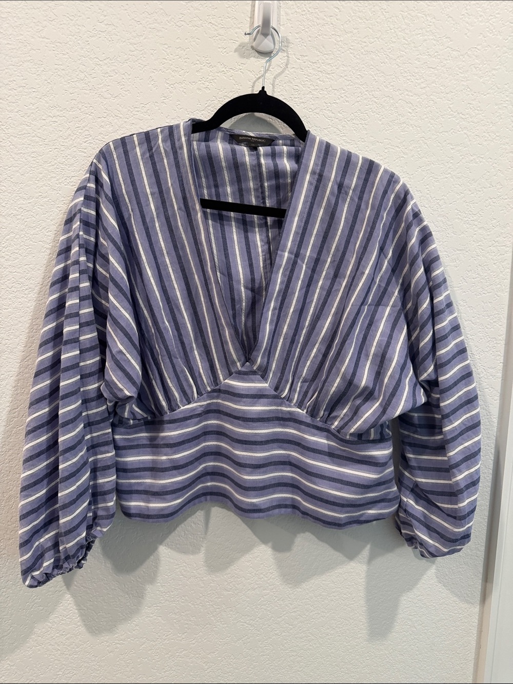 Banana Republic Blue and White Striped V-Neck Balloon Sleeve Top